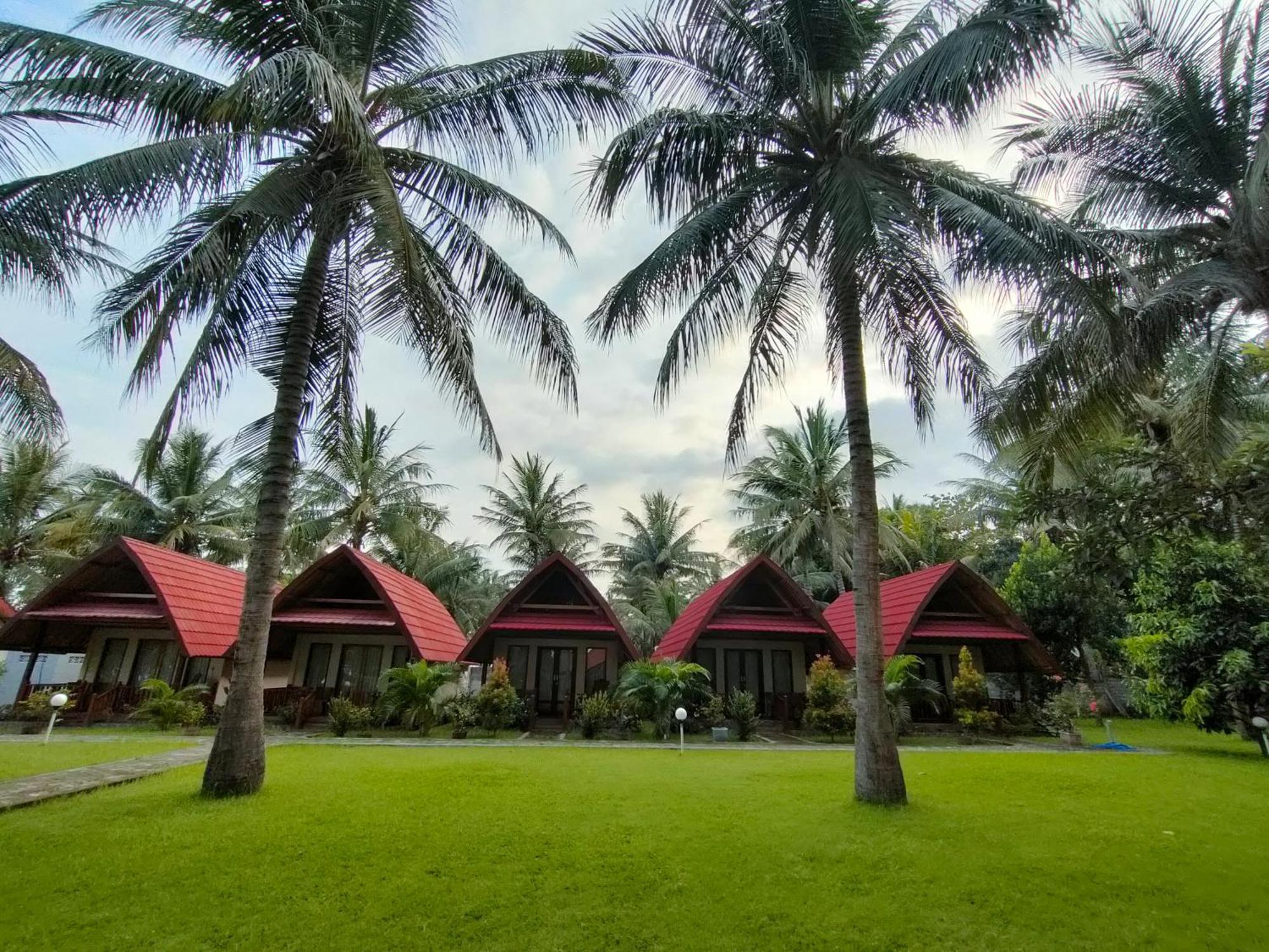 Pondok Siola Labuhan Pandan Exteriör bild