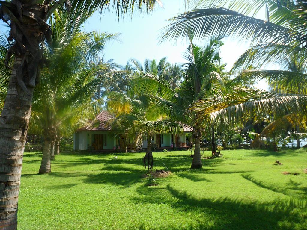 Pondok Siola Labuhan Pandan Rum bild